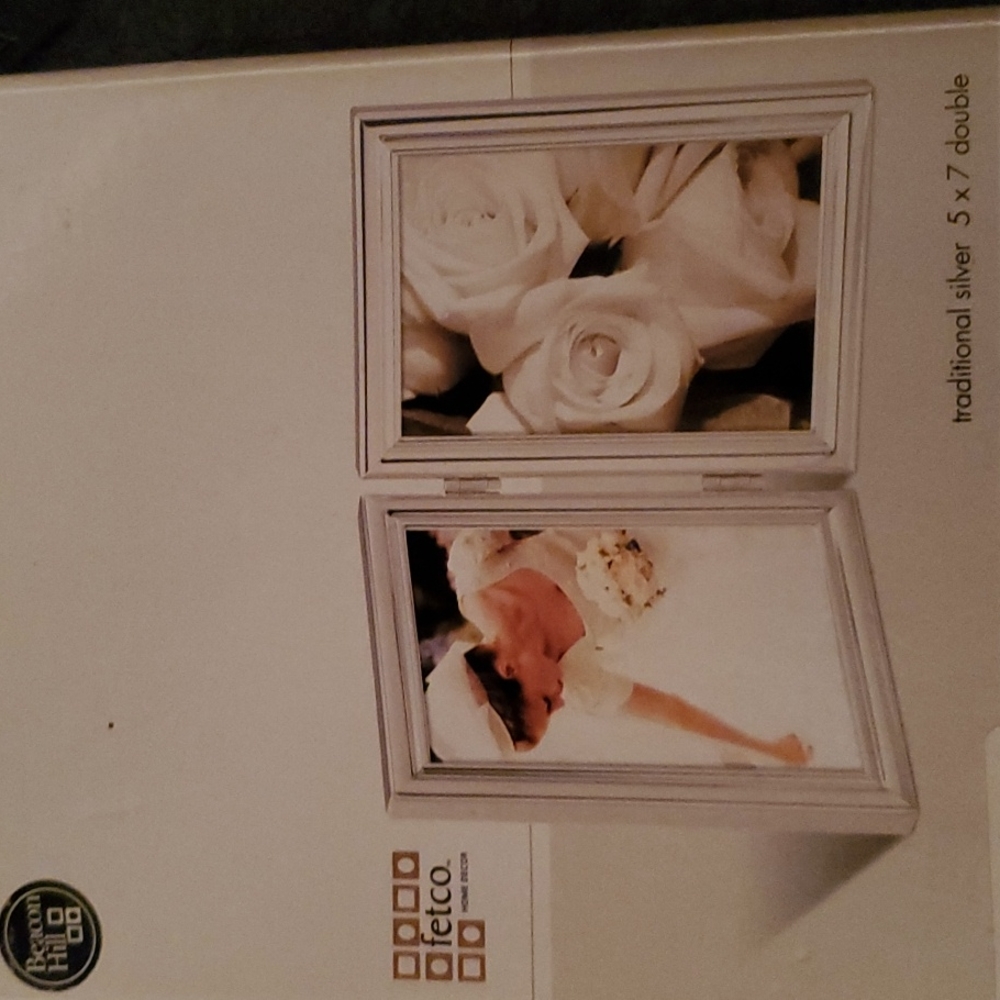 3 picture frames - Picture 5 of 12